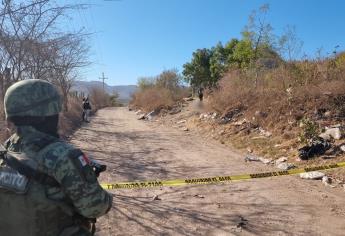 Vecinos del Barrio localizan a un ejecutado por un camino de terracería