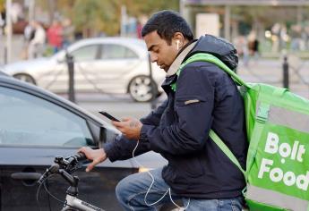 Profeco revela que famosa app de servicio de entrega de comida, cobra propina automática