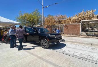 Vandalizan calle de Culiacán con «La Chapiza», previo a que gobernador la inaugurara