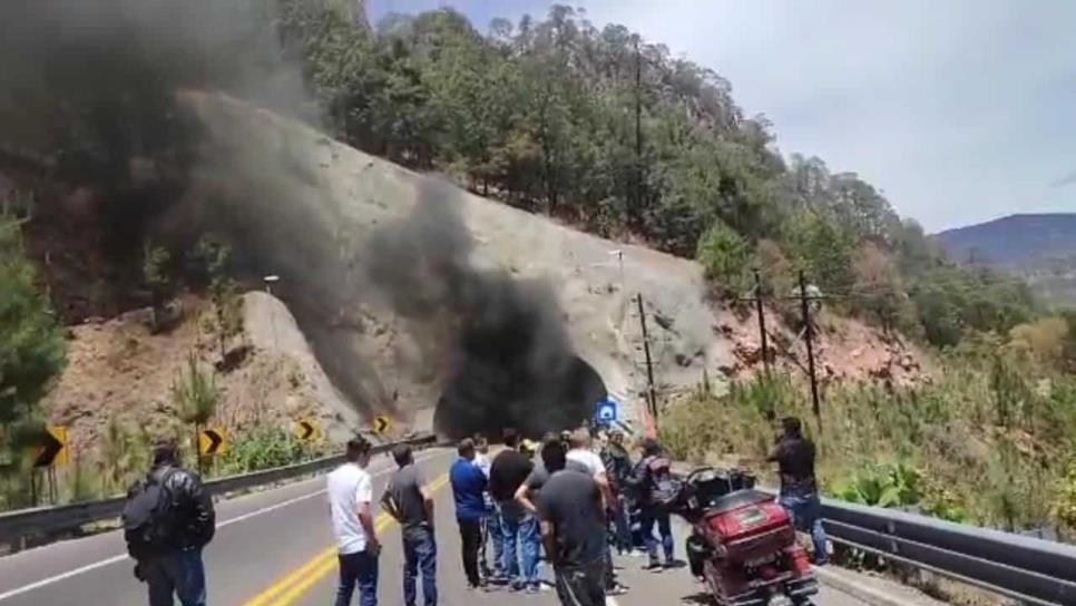 Cierran la Mazatlán-Durango tras accidente; hay una persona sin vida