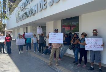 Precaristas piden se liberen a detenidos en la Mochis - Topo