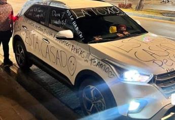 Camioneta rayada en Mazatlán: ¿Qué mensajes traía?