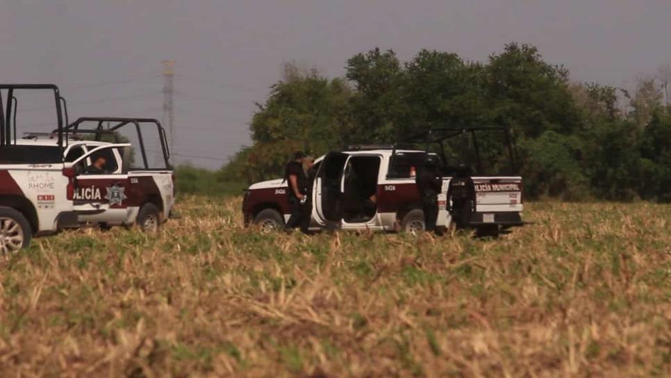 Se movilizan policías por hombre colgado en el Campo 35, pero era un mono de zacate