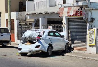 Chofer de camión causa carambola en Mazatlán y lo acusan de ir en estado inconveniente 
