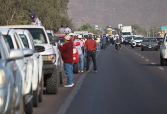 Inicia «Gran Marcha» de productores por la carretera México 15