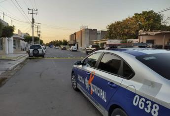 Detienen a sujeto que atacó a su esposa con cuchillo en Juan José Ríos