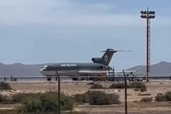VIDEO: Traslado de reos causa gran movilización de la Guardia Nacional en aeropuerto de Los Mochis