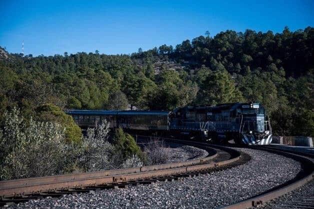 Tren «El Sinaloense» incrementará un 10 % al año turismo en La Cruz de Elota