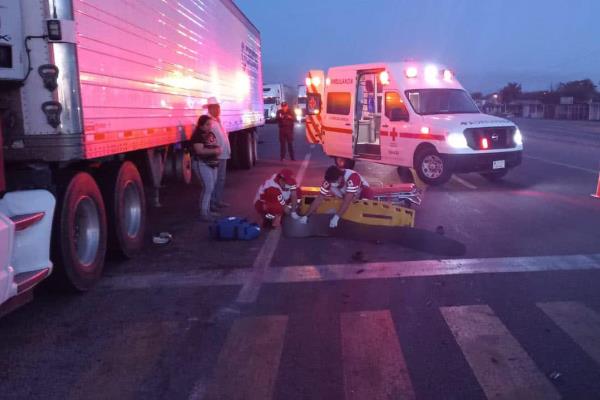 Grave un hombre atropellado en Las Brisas; el conductor huyó por la México 15
