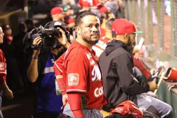 Alfredo Amézaga se compromete con campeonato para Tomateros