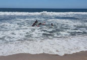 Fin de semana largo con rescates en playas de Mazatlán