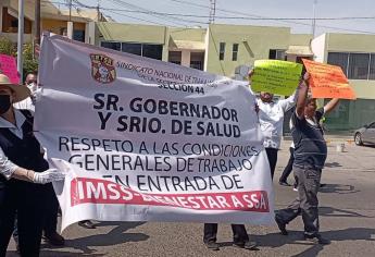 Desfile de 1 de mayo, entre manifetacciones y baile en Los Mochis