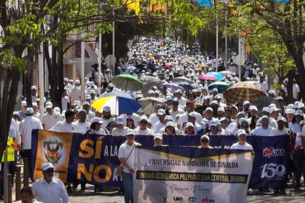 Más de 25 mil universitarios salen a las calles para defender a la UAS y la Autonomía Universitaria