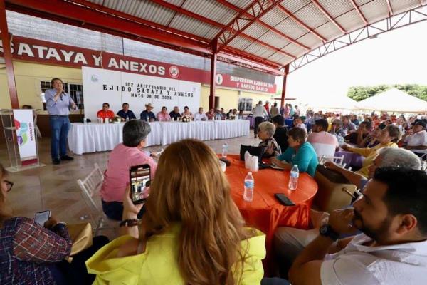 Rocha Moya se compromete con la construcción de carreteras y el represo de Sataya en Navolato