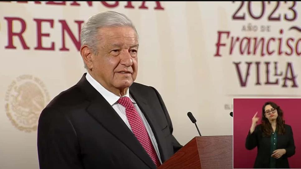 AMLO felicita al «Canelo» y «Checo Pérez» en La Mañanera