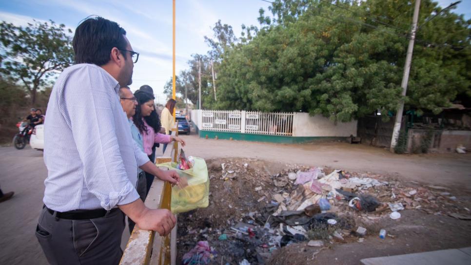 Alcalde de Culiacán instruye limpieza de canales para evitar inundaciones