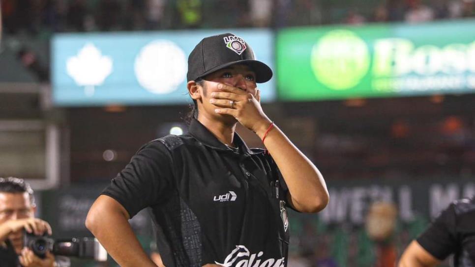 Julissa Iriarte rompe en llanto tras recibir mensaje de su hija en pleno juego