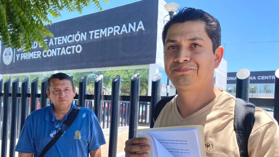 Por manifestarse en contra de la corrupción de la UAS, a estudiante de Derecho le ponchan las llantas 