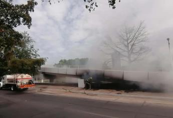 Se registra incendio en el puente Aquiles Serdán, en Culiacán