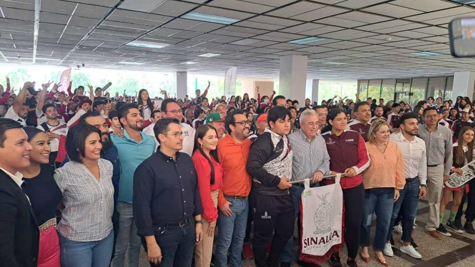 Gobernador abandera a Delegación Sinaloense que competirá en Juegos Nacionales