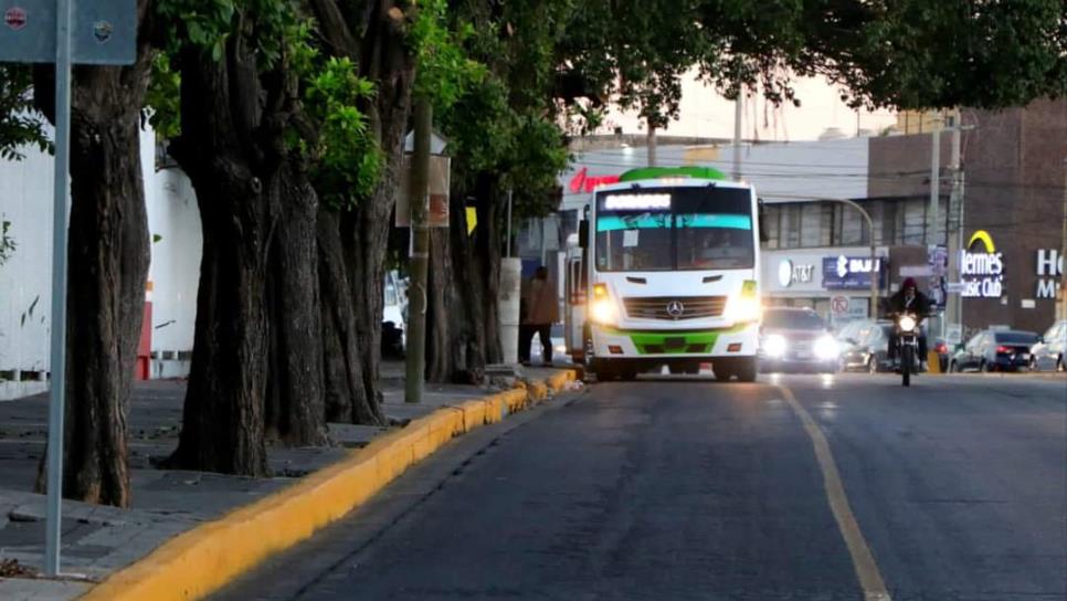 ¿No respetas el carril preferencial en Mazatlán? Esto pagarás de multa