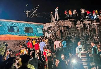 Imágenes del trágico choque de trenes en India