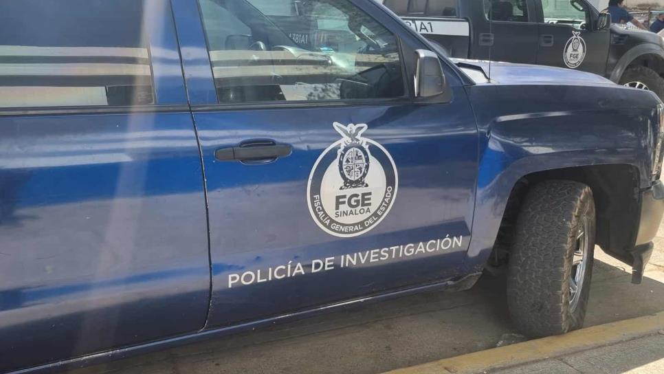 Dos hombres se roban una camioneta a punta de pistola en Culiacán Dos hombres se roban una camioneta a punta de pistola en Culiacán