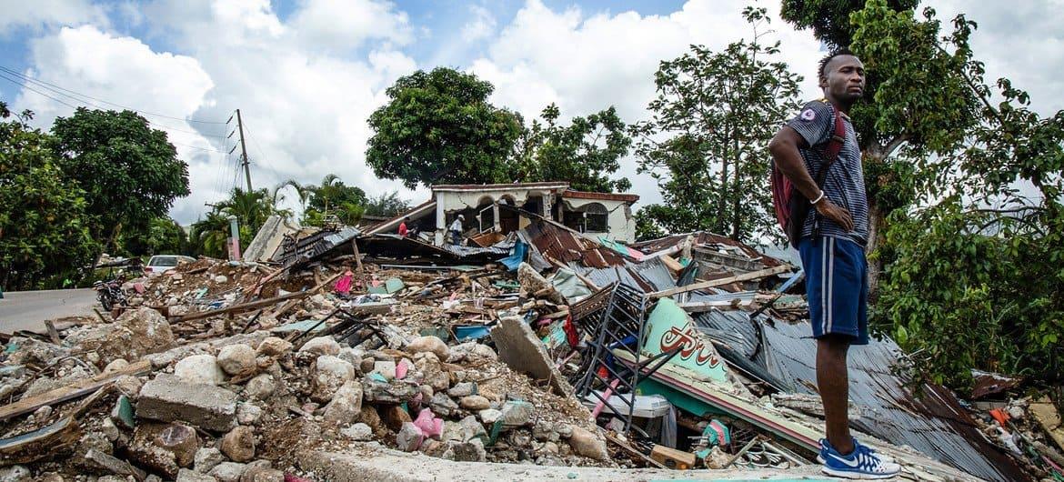 Haití sufre sismo de magnitud 4.9 y deja 3 muertos y varios heridos