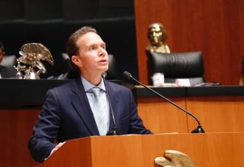 Senador Manuel Velazco pide licencia para buscar ser la «corcholata» de Morena