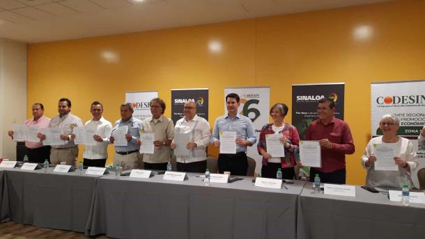Para fortalecer y sumar esfuerzos, los puertos de Mazatlán y Beach, California, firman carta de intención