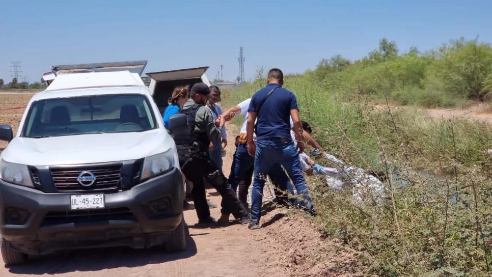 Ejecutan a dos jóvenes en la orilla de Los Mochis, los dejan semidesnudos