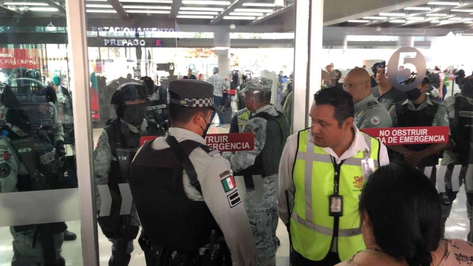 Así fue tomado el Aeropuerto de Culiacán por los productores | VIDEO