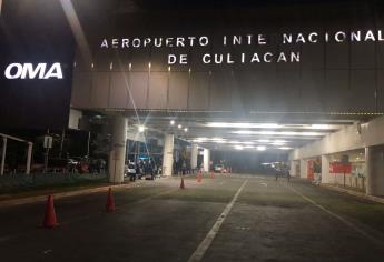 Por segunda noche, productores continúan con plantón en Aeropuerto de Culiacán