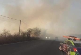 Por quemar soca cierran carretera Compuertas-México 15 un par de horas