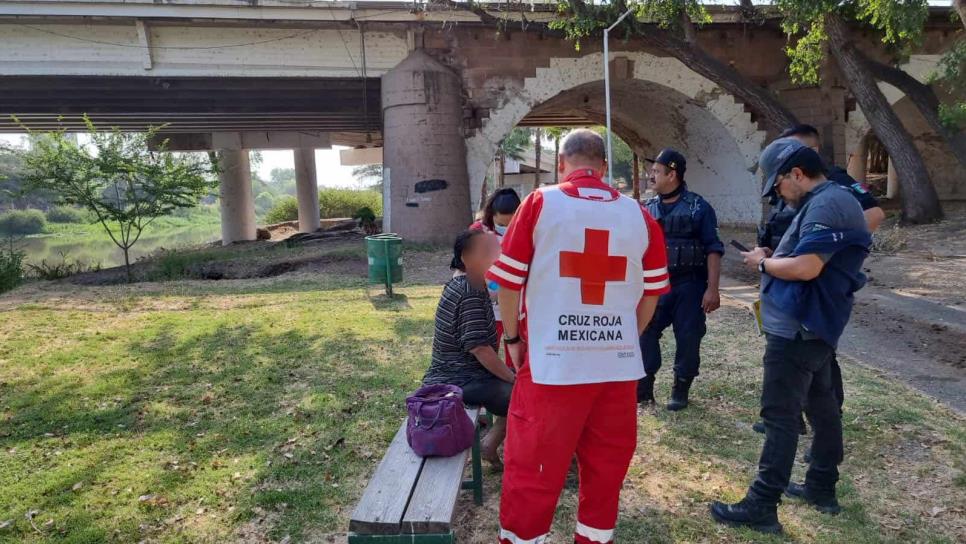 Rescatan a mujer de las aguas del río Culiacán