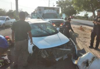 Choque de auto «fantasma» deja a mujer herida en Villa Unión 