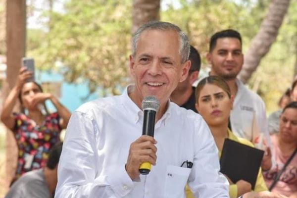 Gerardo Vargas señala beneplácito por reconocimiento al desempeño de Juan Fierro