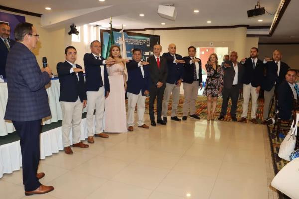 Ruth López: por machismo no la dejaron ser gerente, hoy es Presidenta de Ejecutivos de Venta 