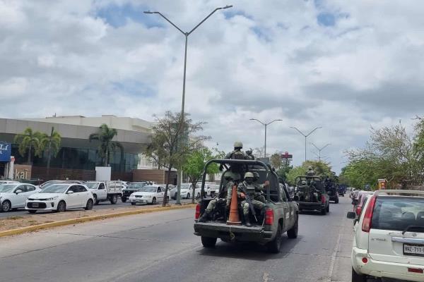 Sujetos armados despojan una troca valuada en más de un millón de pesos