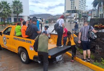 Lluvia de este lunes en Mazatlán provoca inundaciones en la Zona Dorada