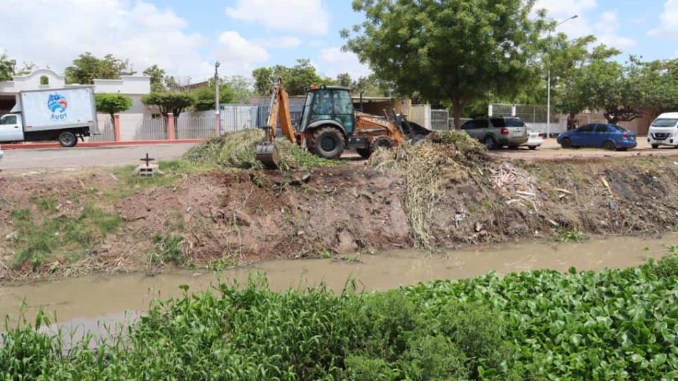 Dren Juárez, lleno de basura a 48 horas de que autoridades lo limpiaron