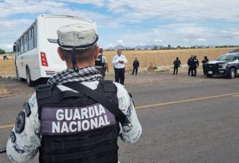 Aseguramiento de casa provoca bloqueos en Carretera en El Tamarindo, Culiacán