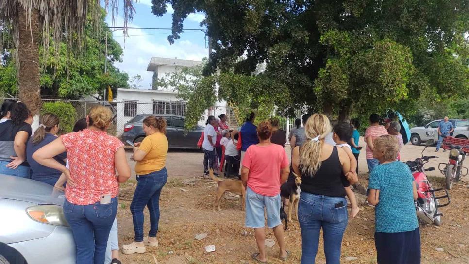 «Nos cobran el agua como si fuera bendita», truenan habitantes de Bachomobampo Uno por cobros excesivos «Nos cobran el agua como si fuera bendita», truenan habitantes de Bachomobampo Uno por cobros excesivos