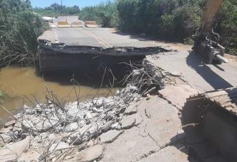 Inicia reparación del puente a El Colorado, en Ahome