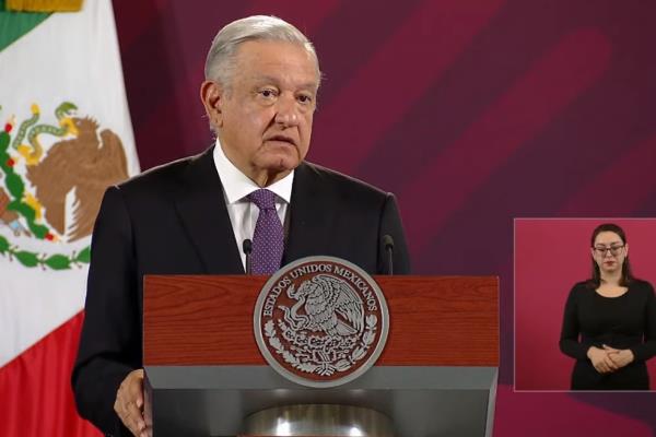 AMLO afirma que hubo campaña sucia de banqueros contra Banco del Bienestar AMLO afirma que hubo campaña sucia de banqueros contra Banco del Bienestar
