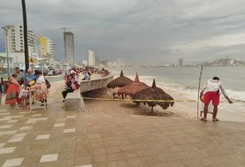 Restringen el acceso en playas de Mazatlán por condiciones climáticas
