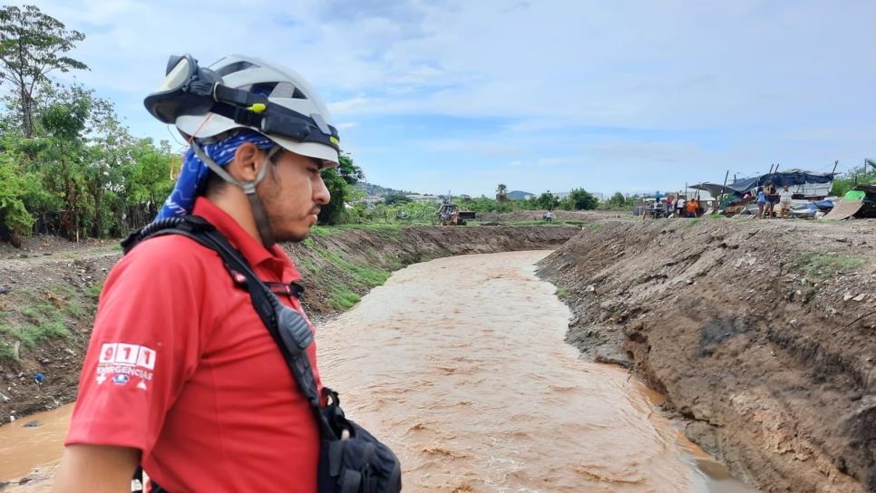 Rocha Moya pide a alcalde de Mazatlán dragar arroyos para evitar inundaciones