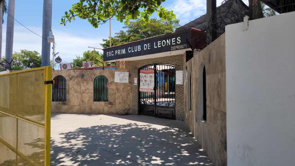 Subdirectora de primaria de Los Mochis desmiente desvío de recursos en graduación Subdirectora de primaria de Los Mochis desmiente desvío de recursos en graduación