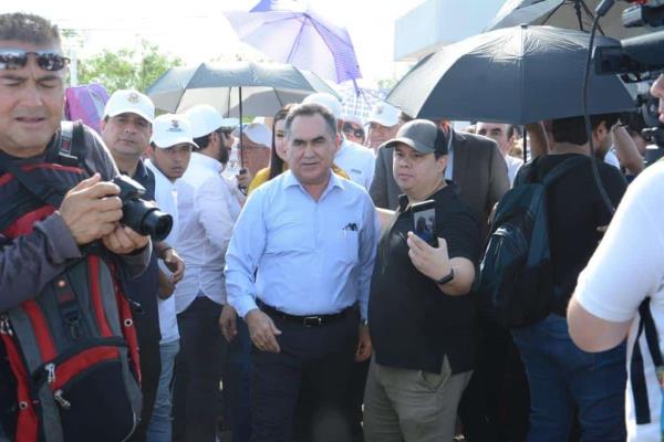 Con el respaldo de más de 20 mil universitarios, Rector acude a nueva cita con el Poder Judicial; de nueva cuenta difieren la audiencia por falta de carpeta