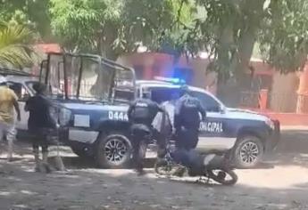 Vecinos de Eldorado denuncian presunto abuso de autoridad por parte de Policía Municipal al despojar motocicletas